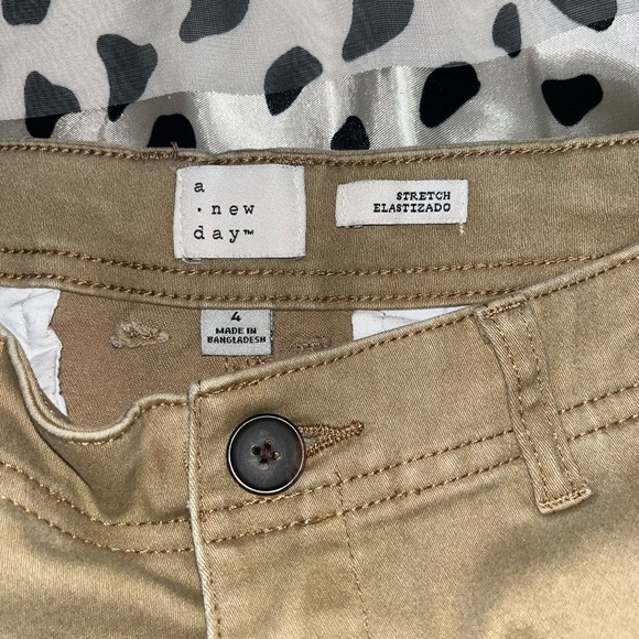 ✧A new day 90s/y2k khaki and tan cargo pants ✧ - Picture 2 of 8